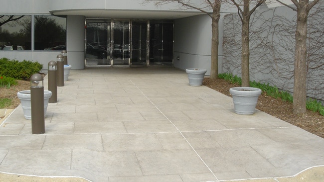 Chicagoland Commercial Concrete Patios and Walkways