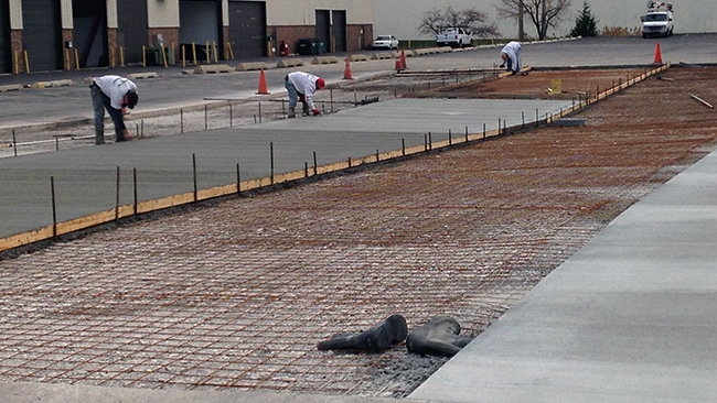 Chicagoland Commercial Concrete Parking Lot